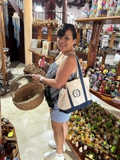 A President’s Club guest exploring a local artisan shop